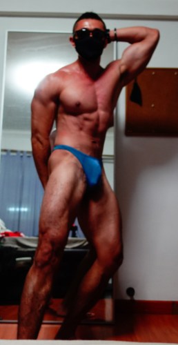 Bodybuilding Posing and Progress Photos 2021 | The Genesis