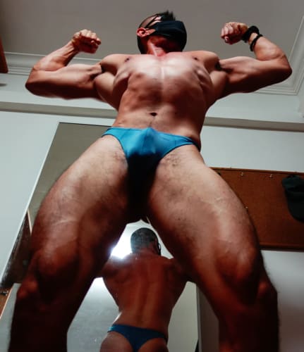 Bodybuilding Posing and Progress Photos 2021 | The Genesis