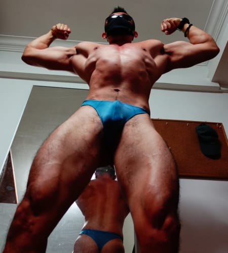 Bodybuilding Posing and Progress Photos 2021 | The Genesis