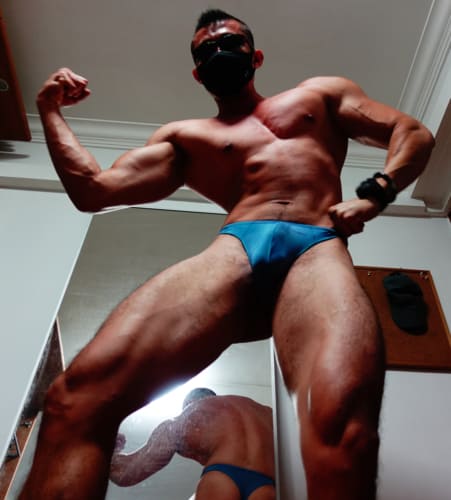 Bodybuilding Posing and Progress Photos 2021 | The Genesis