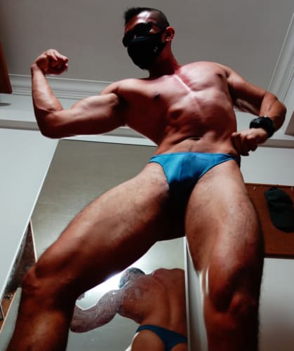 Bodybuilding Posing and Progress Photos 2021 | The Genesis