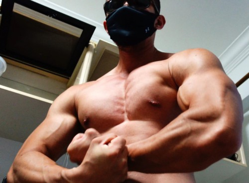 Bodybuilding Posing and Progress Photos 2021 | The Genesis