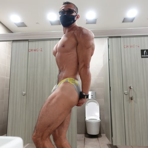 Bodybuilding Posing and Progress Photos 2022 | Arise