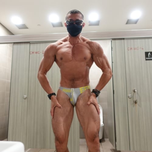 Bodybuilding Posing and Progress Photos 2022 | Arise