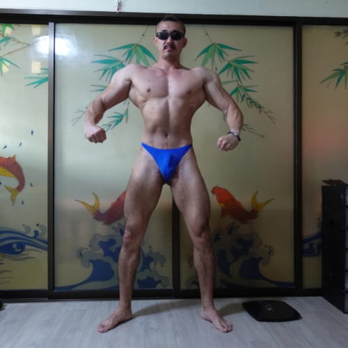 Bodybuilding Posing and Progress Photos 2022 | Arise