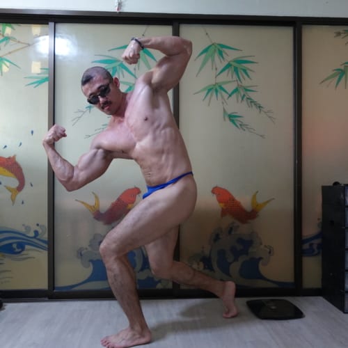 Bodybuilding Posing and Progress Photos 2022 | Arise