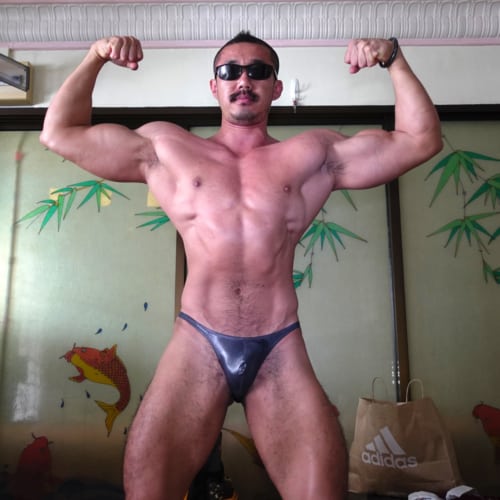 Bodybuilding Posing and Progress Photos 2022 | Arise