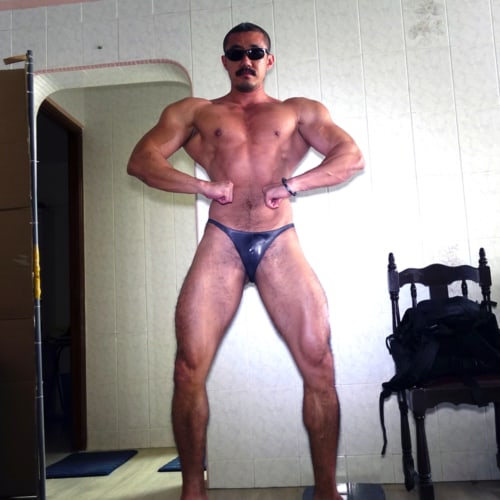 Bodybuilding Posing and Progress Photos 2022 | Arise