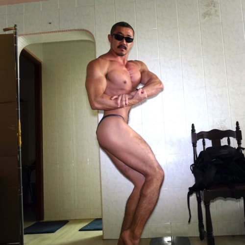 Bodybuilding Posing and Progress Photos 2022 | Arise