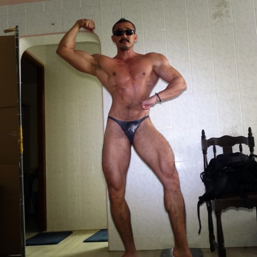 Bodybuilding Posing and Progress Photos 2022 | Arise