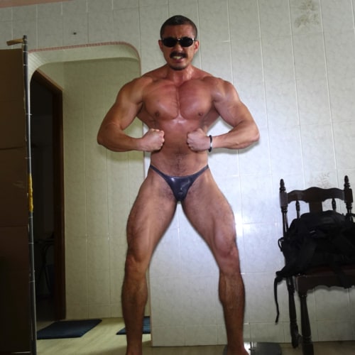 Bodybuilding Posing and Progress Photos 2022 | Arise