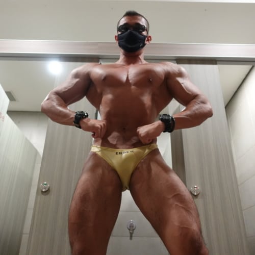 Bodybuilding Posing and Progress Photos 2022 | Arise