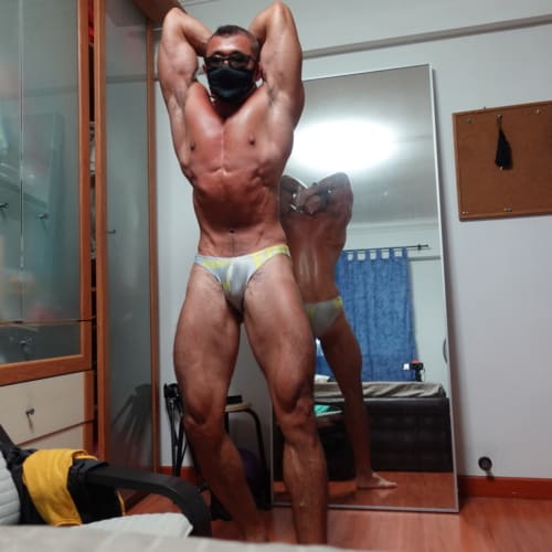 Bodybuilding Posing and Progress Photos 2022 | Arise