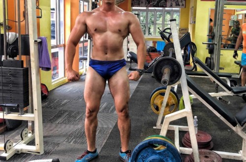 Bodybuilding Posing and Progress Photos 2019 | Training Hard